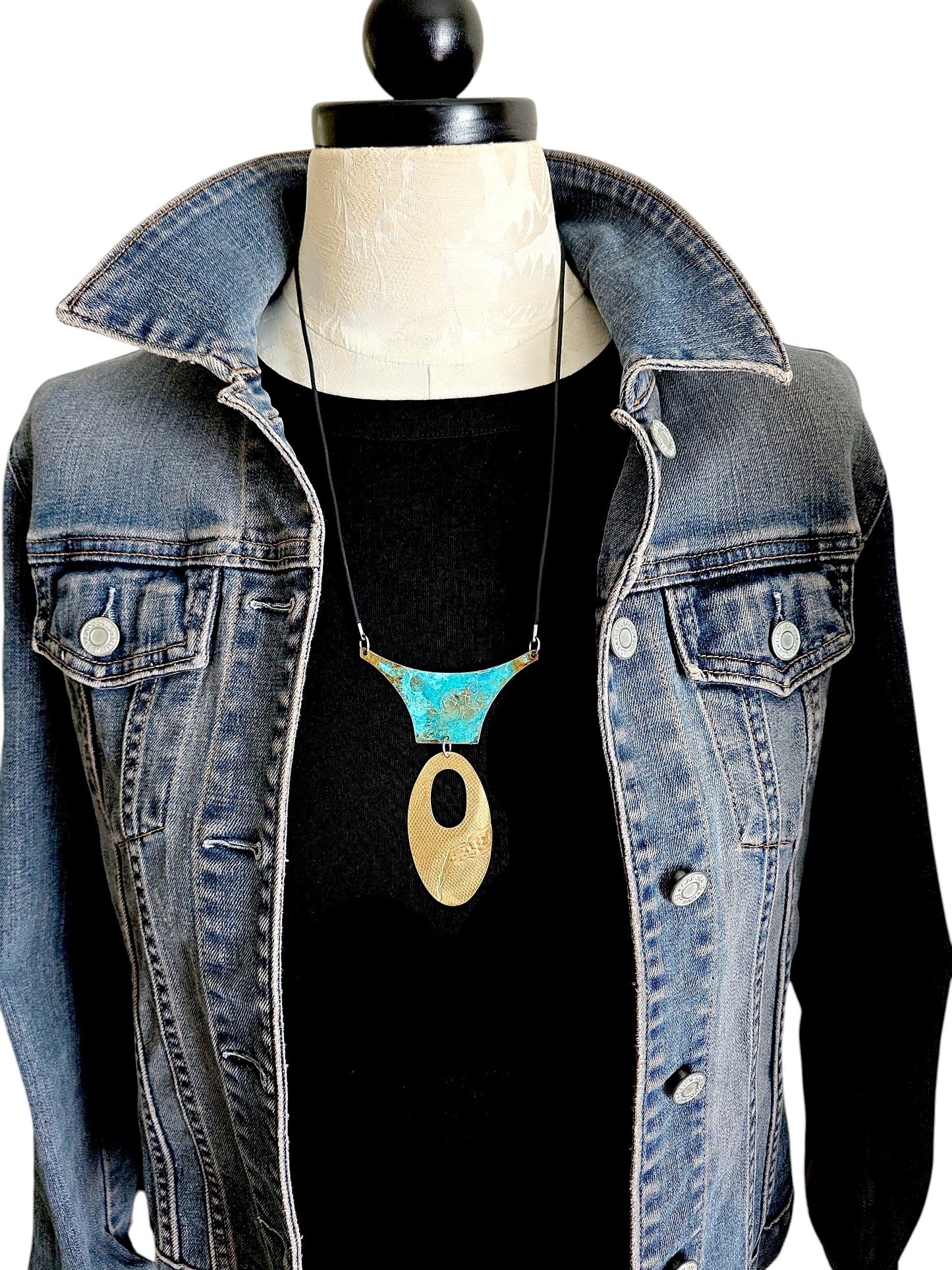 Turquoise Radiance Necklace