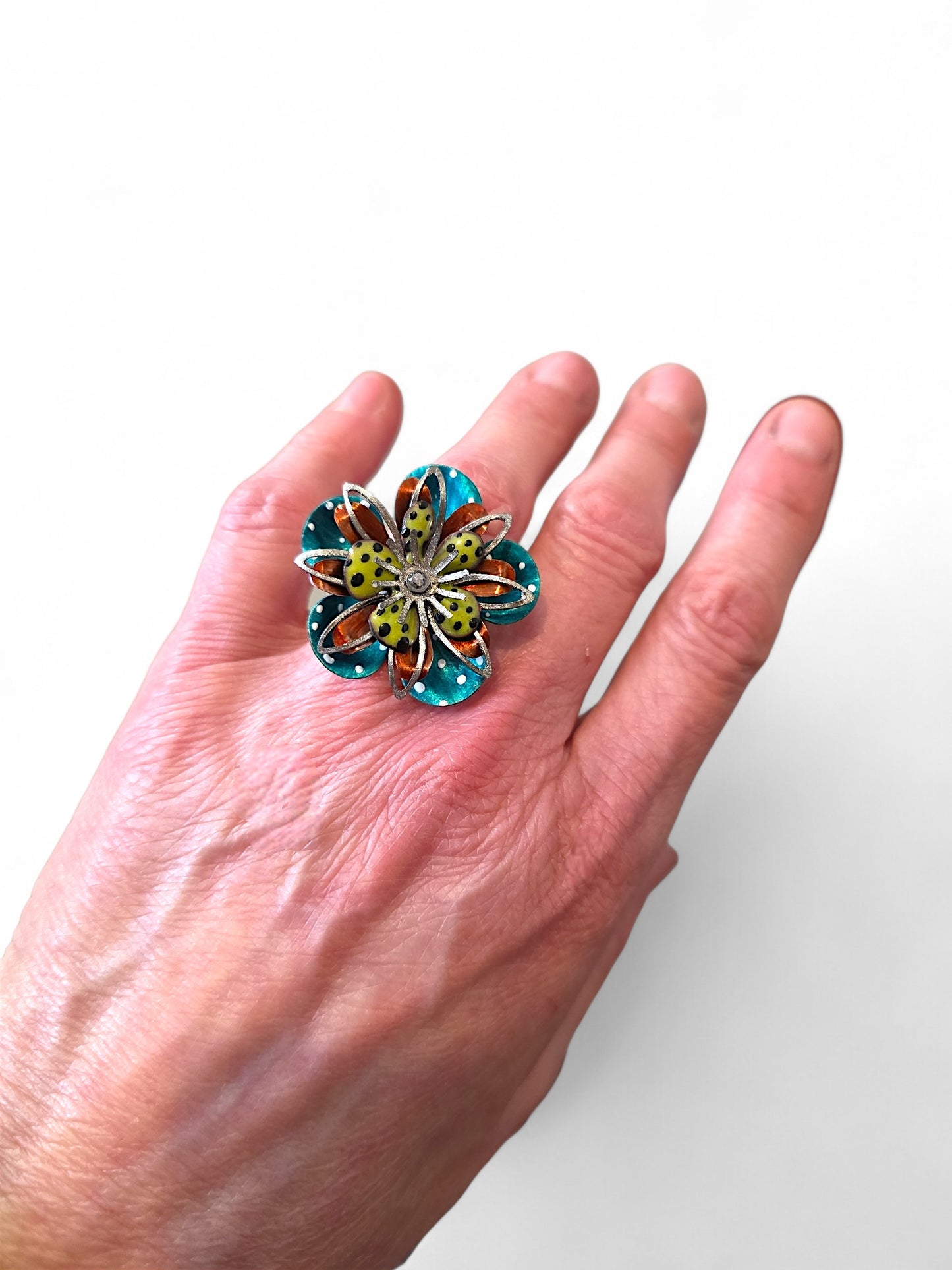 Midnight Garden Fleur Ring