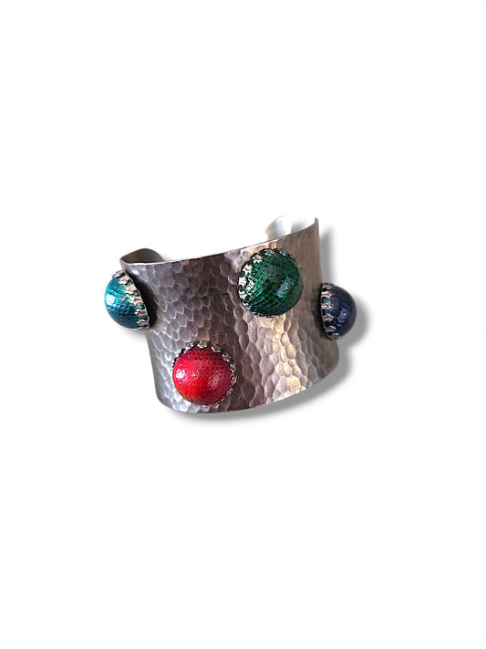 Cosmic Orbit Cuff
