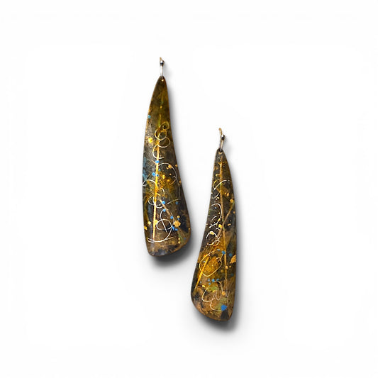 Relics Soft Curve Earrings