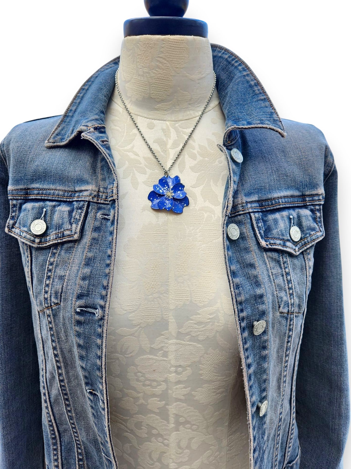 Single Blue Blossom Necklace